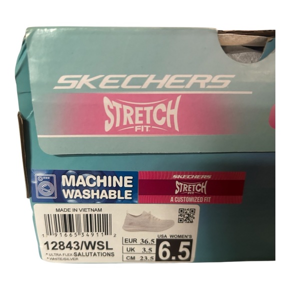 NWT Skechers 6.5 Salutations Women's White Silver Slip-On Sneakers - Picture 4 of 4